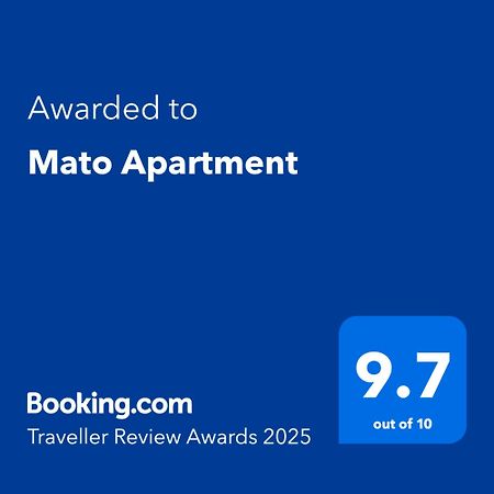 Mato Apartment Gjirokaster Bagian luar foto