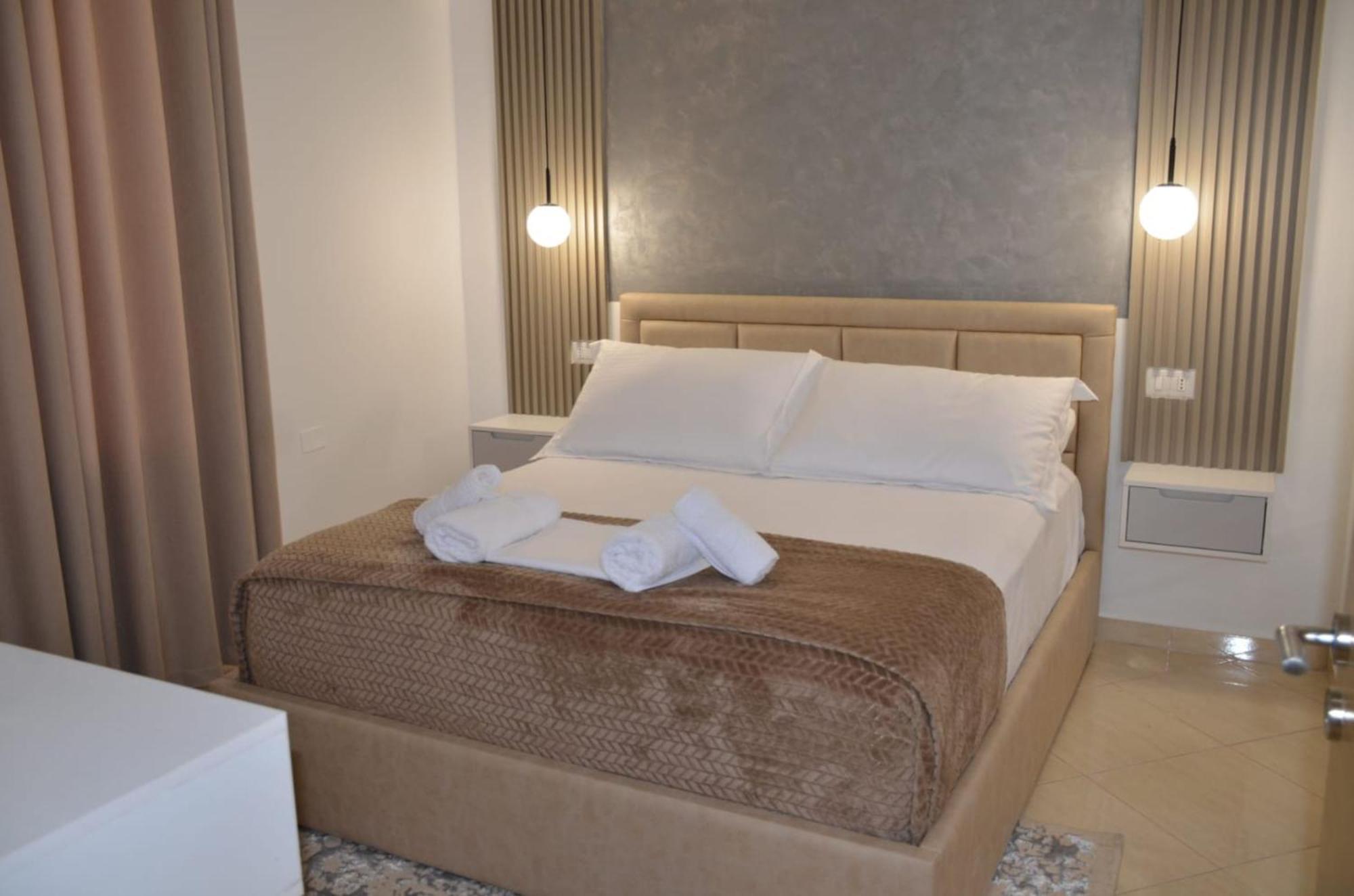 Mato Apartment Gjirokaster Bagian luar foto